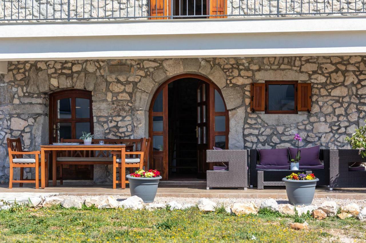 Villa Korina Pinezici  Exterior photo
